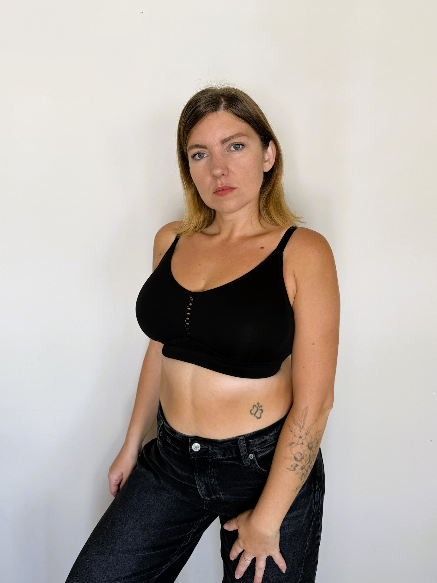 חזייה ללא ברזלים מידות גדולות - ג'וי