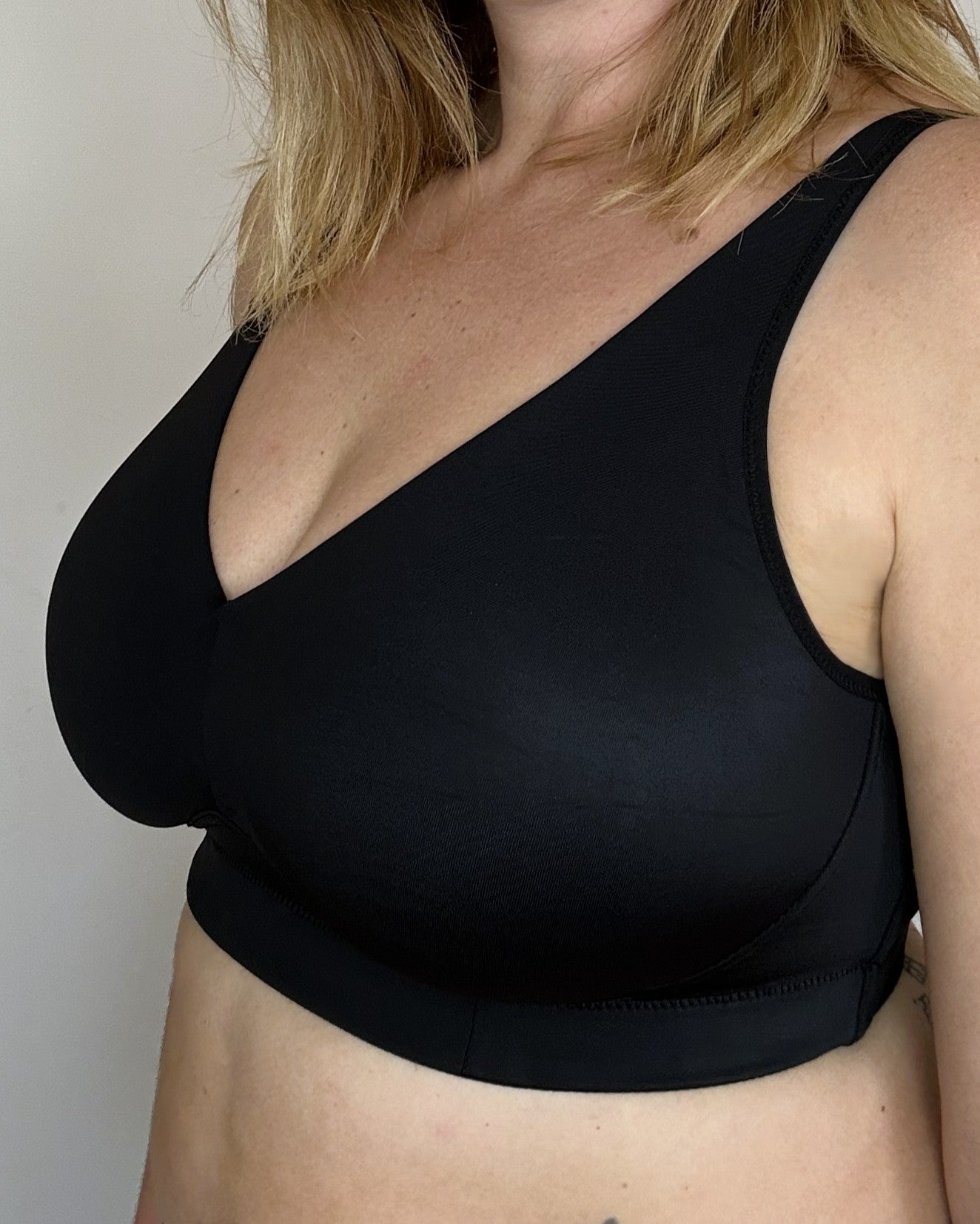 חזייה ללא ברזלים מידות גדולות - דוני