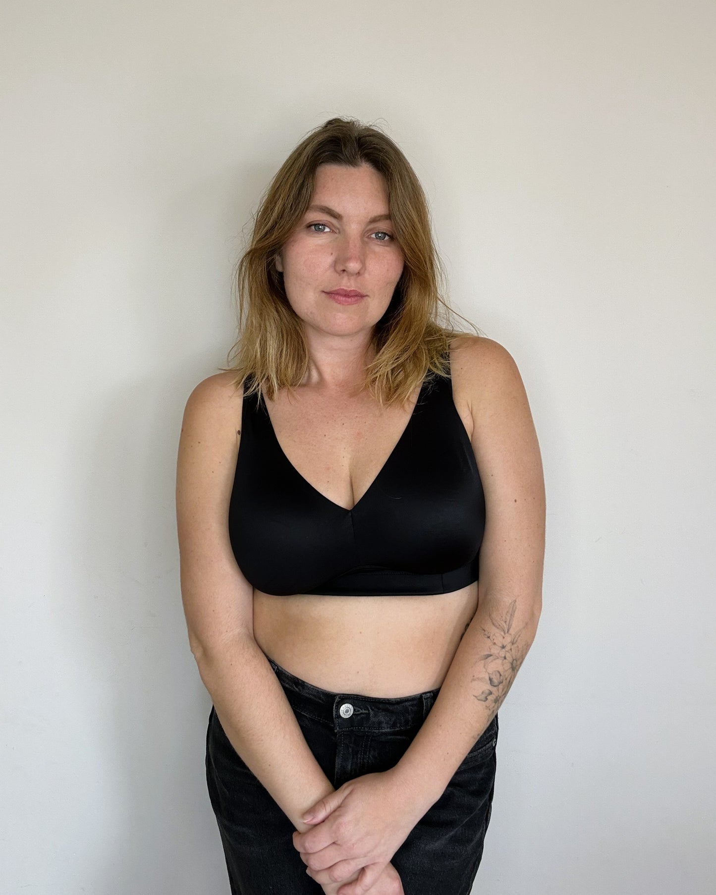 חזייה ללא ברזלים מידות גדולות - דוני